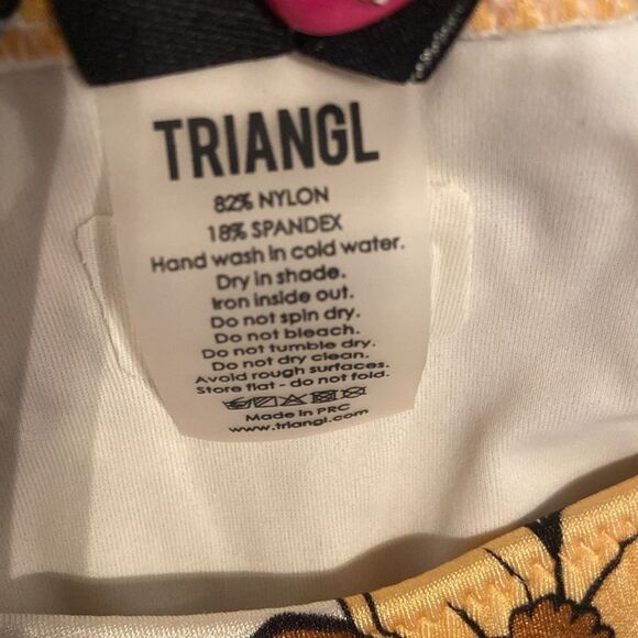 Triangl Swimwear Floral Bikini Bottom - Yellow and White medium - Picture 6 of 7